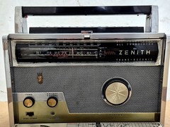 Vintage Zenith Royal 1000-D Trans-Oceanic Wavemagnet Radio FOR PARTS/REPAIR