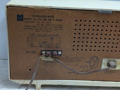 Vintage National Panasonic RE-744 FM AM 2-Band Tube Radio Made in Japan