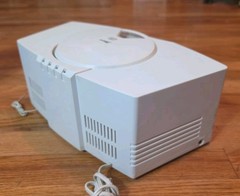 Vintage Zenith Z253W AM/FM Stereo Clock Radio CD Player White – FOR PARTS ONLY.