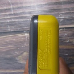 Sony SRF-M70 FM/AM Walkman Sports Radio Yellow Keypad Lock Taiwan Digital Tuner
