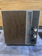 Vintage GE Radio T2259D Am/Fm Plastic Wood Grain Look – Sounds Great -Light Wear