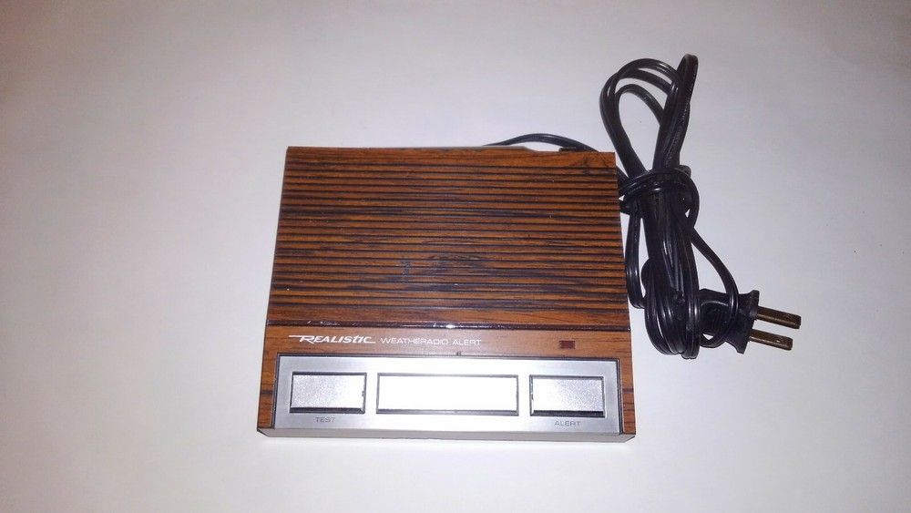 Weatheradio Alert Model 12-140 III Weather Radio Realistic Vintage Works Great