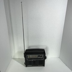 Vintage General Electric GE 7-2914A Solid State AM/FM Radio CB Monitor 40