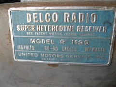 Watch video – Vintage Delco R 1129 Console Radio with Jensen–AS IS–FOR PARTS