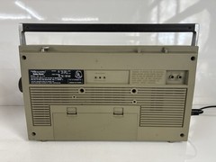 vintage Realistic Model 14-775 AM/FM radio