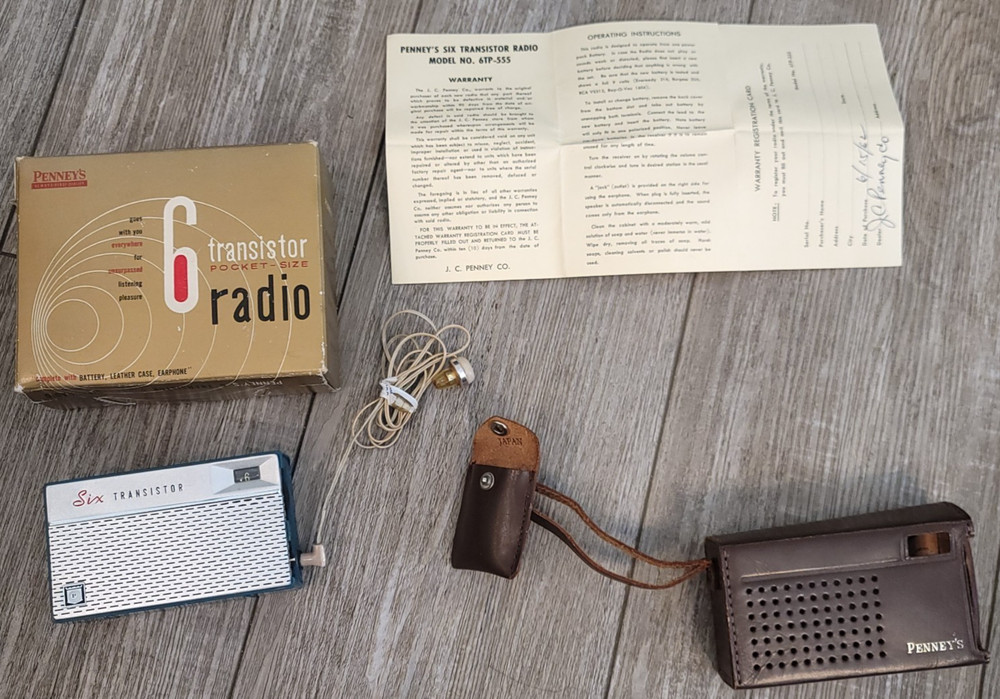 VTG 1962 Penney&rsquo;s Leather Covered Six Transistor Radio Model 6TP-555 Origin Box