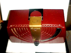 ANTIQUE RADIO ZENITH 6D015Z MAROON CABINET ARC DIAL WORKING