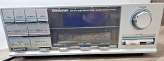 Soundesign AM/FM Dual Alarm Clock Radio – Model 3789 (A) Vintage Woodgrain Works