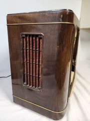 Grundig 2043 w/3D Vintage Short Wave Radio Klang German FOR PARTS NON-WORKING