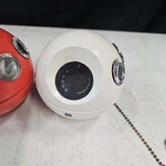 Lot of 3 Vintage Panasonic Panapet Sphere Transistor Radios R-70 Green Red White