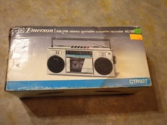 Vintage New In Box Emerson CTR927 AM FM Stereo Portable Cassette Recorder AC DC