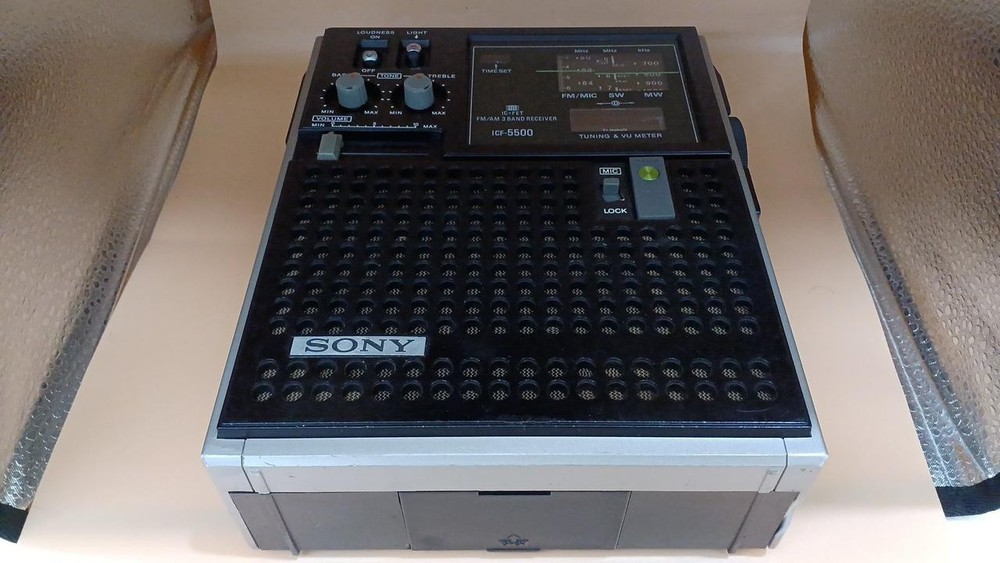 SONY ICF-5800 SkySensor 5-Band FM MW SW Radio Tested From Japan TB02 2.5