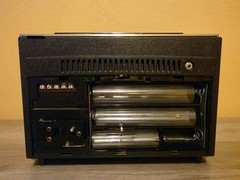 Vintage Zenith Solid State Trans-Oceanic Royal 7000-1, 11 Band Portable Radio