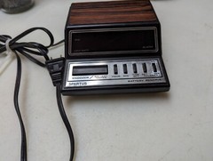 Vintage Retro Wood Grain Miniature Spartus Alarm Clock Hong Kong Red LED