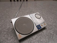 Clean Working Vintage Sony ICF-S30W FM AM 2 Band Receiver Portable Radio