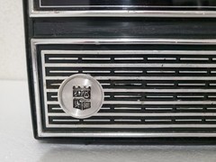 Vintage Magnavox Model 1R1201 AM / FM Radio Made in Japan Retro – *READ*