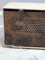 Vintage Motorola Tube Radio AM FM Model BT13AN Tabletop MCM Plastic Case