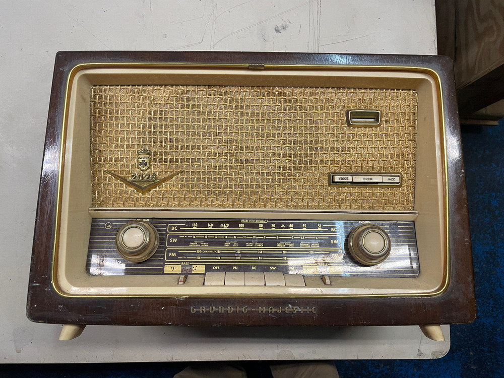 rare vintage Grundig tube radio model 2028 made in Western Germany