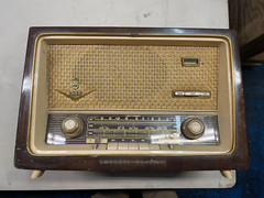 rare vintage Grundig tube radio model 2028 made in Western Germany