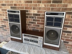 🍊Vintage 1980s Soundesign 5642 Stereo/ Cassette Tape Player w/0707A Speakers!