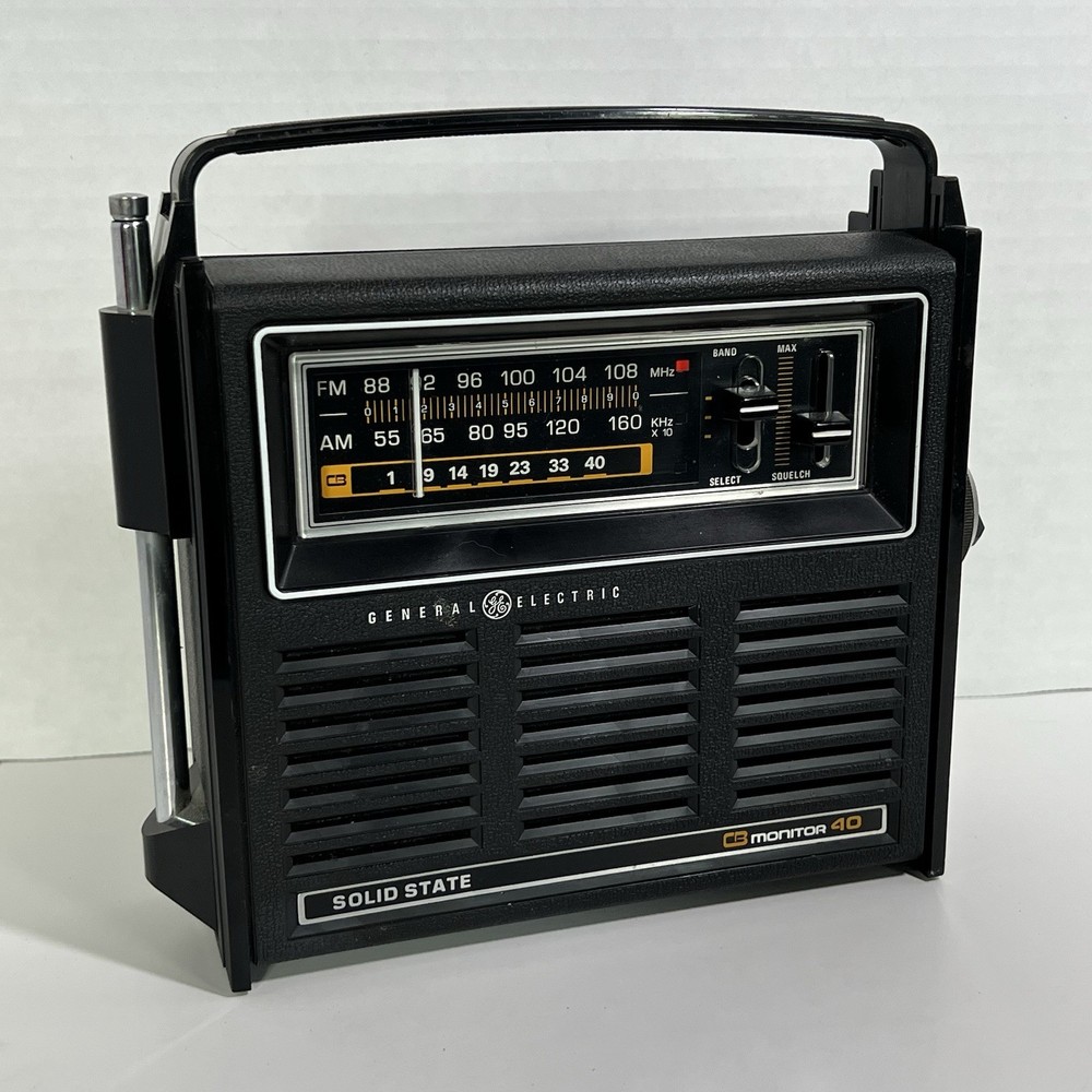 Vintage General Electric GE 7-2914A Solid State AM/FM Radio CB Monitor 40