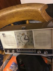 Vintage Admiral Dual Speaker Clock Radio Model YHC621 Japan ~parts only