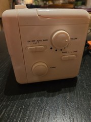 ELECTRO BRAND 3 in 1 Cassette / AM-FM / Clock Radio 1980s Vintage