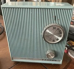 Lloyd’s Teal Green Am Radio Model 7h17 Tested And Working Mid Century Modern