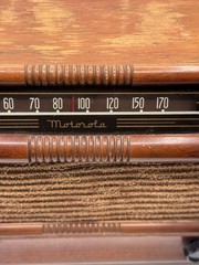 Vintage Motorola Aero Vane Radio 65X14-A (Working)