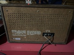 Sony Fidelity sound Tabletop Am/Fm Stereo Model # ICF-9650W Nice Shape