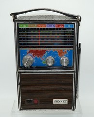 Vintage SONNET World Radio Model 181P AM FM Weather Air Police PARTS or REPAIR