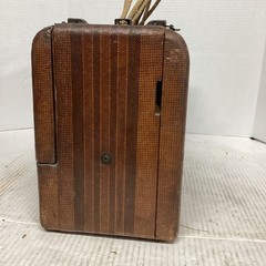 Vintage Zenith Wave Magnet Long Distance Radio Model 5G500 See Description