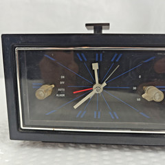 RCA Solid State RZD417W AM Clock RADIO FOR PARTS Wood Grain 60s Taiwan PROP VTG