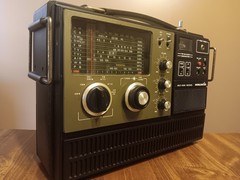 Vintage Worldstar MG-6000 Multi-Band Radio & Radioshack Pro-95 Trunking Scanner