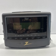 Zenith AM/FM Alarm Clock Radio Model # Z124B In New working Condition