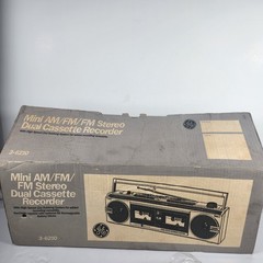 Vintage GE Mini AM FM FM Stereo Dual Cassette Recorder 3-6210 Excellent Box