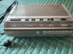 Vintage GE AM FM Digital Clock Radio Wood Grain Model 7-4642B Working VTG Retro