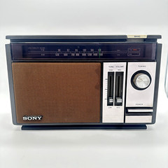 Sony Radio Model ICF-9540W AM/FM 2 Band 6 Transistor Woodgrain Clean Tested