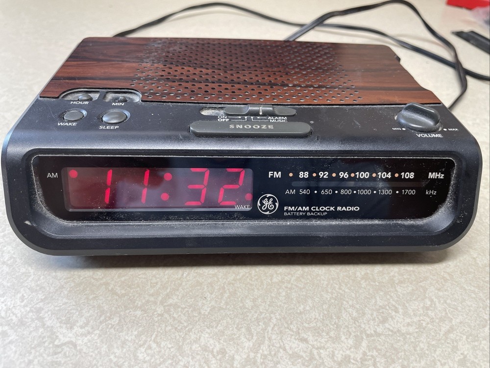 Vintage GE Clock Radio 7-4613A FM/AM Tested Works – Vintage Alarm Clock