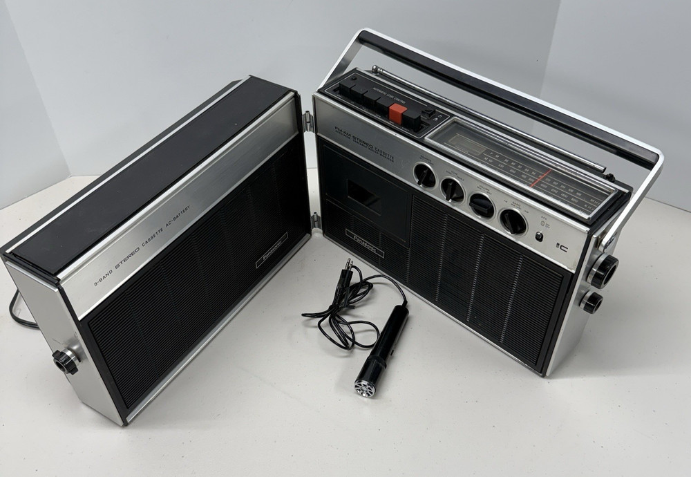 Vintage Panasonic RF-30301 3-Band Radio Stereo Cassette Portable Stereo
