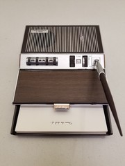Vtg. President by Peerless Eight Transistor Desk Set AM Radio Calendar Memo NOS!