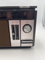 Vtg Sony Radio Model ICF-9540W AM/FM 2 Band 6 Transistor Woodgrain. Pre-owned