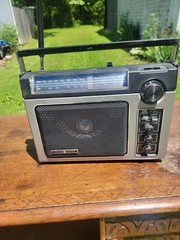General Electric Super Radio GE 7-2880B Long Range Black/Silver Working/0526ys5