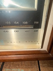 Motorola Solid State AM FM Clock Radio Wood Case MCM Tabletop