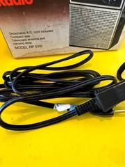 Vintage Sanyo RP-5115U Portable Radio Black AM/FM 2-Band Solid State with Cable