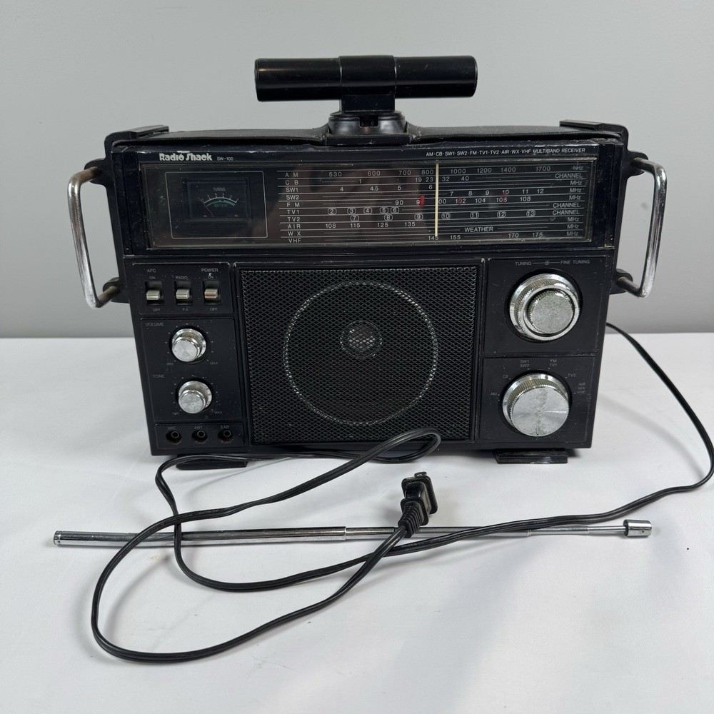 WORKS! READ Radio Shack Realistic SW-100 AM FM CB SW AIR WX Multiband Receiver