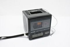 Vintage IMA CR-340 Cube Clock AM/FM Cassette Player Retro Style