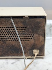 Vintage Motorola Tube Radio AM FM Model BT13AN Tabletop MCM Plastic Case