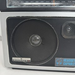 VINTAGE SUPERRADIOII GENERAL ELECTRIC 7-2885F GE LONG RANGE AM/FM TESTED WORKING