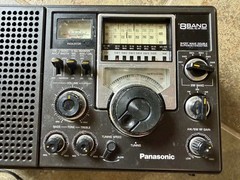 Panasonic RF-2200 8 Band Shortwave Radio AM FM Vintage Tested Fully Working